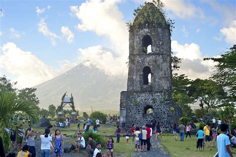 south luzon cities|10 Top Destinations in Southern Luzon, Philippines.